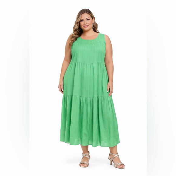 Hayden Dresses & Skirts - Hayden Emerald Green Tiered Maxi Flowy Sleeveless Summer Statement Dress 2XL